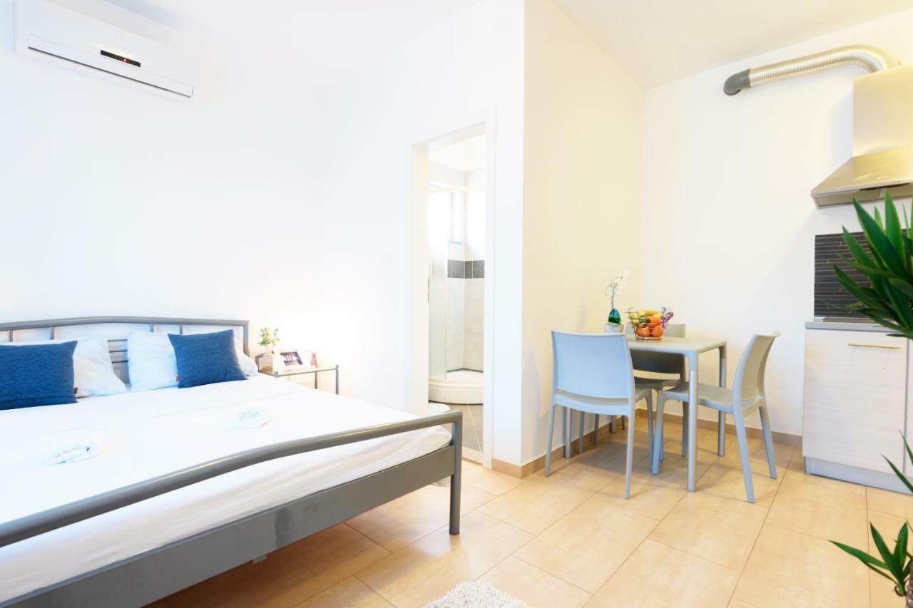 Very Special Apartments Pakoštane Екстериор снимка