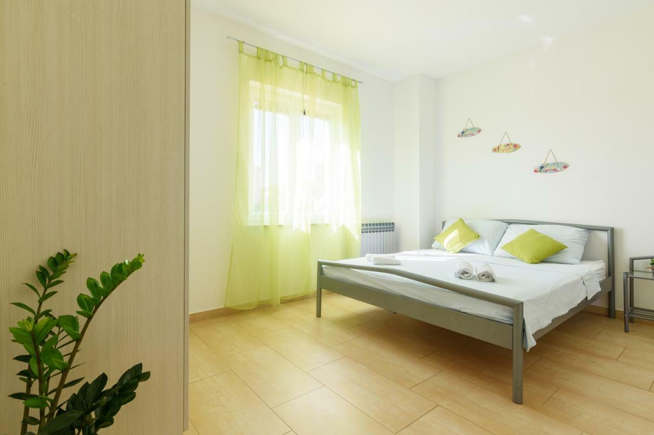 Very Special Apartments Pakoštane Екстериор снимка